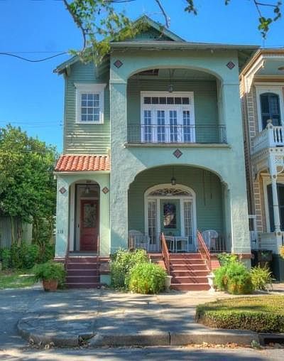 1st image of 318-320 Delaronde St