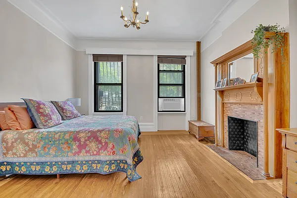 Sold by Compass | media 23