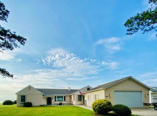 15229 Russell Dr, Onancock, VA 23417