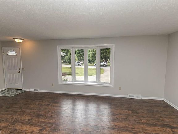 2nd image of 16741 Walnut Creek Dr