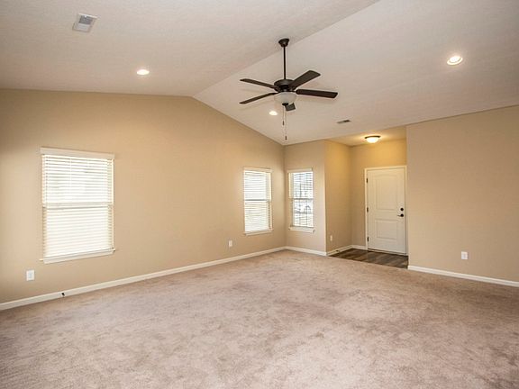 3rd image of 116 Braddington Ct