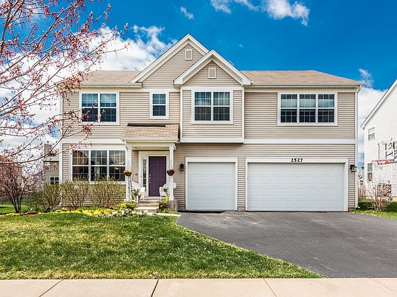 2nd image of 2527 Heron Ln