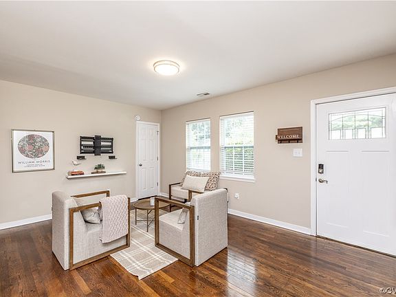 4th image of 1428 Minefee St