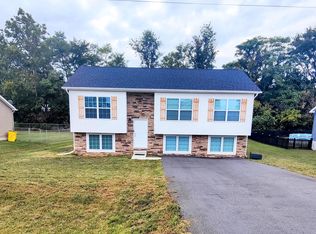 714 Wendover Dr, Bunker Hill, WV 25413