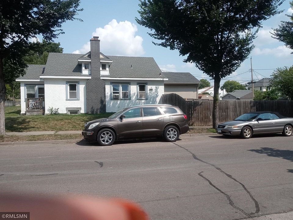 2nd image of 1700 Thomas Ave N