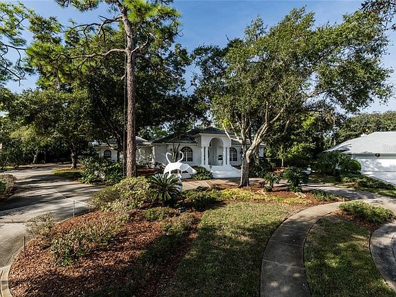 3rd image of 2136 Glenbrook Close