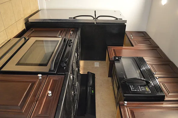 Rented by Brown Harris Stevens | media 18