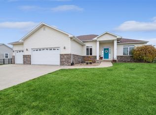 87 Cardinal Ave, Atkins, IA 52206