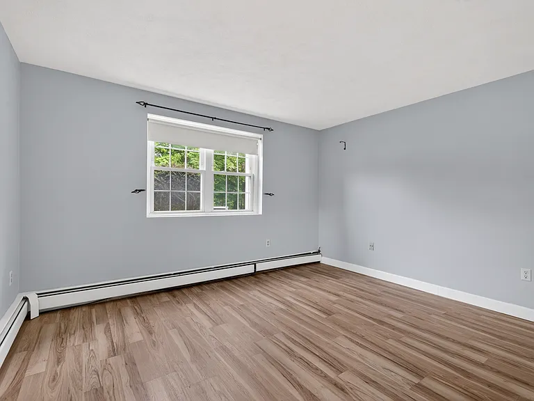 7 Karen Cir #2A — Photo 18