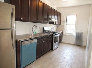 34-26 Crescent St #3, Astoria, NY 11106