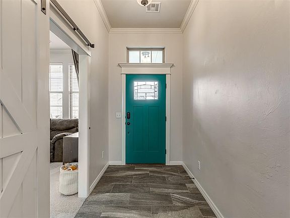 4th image of 9328 SW 44th Ter