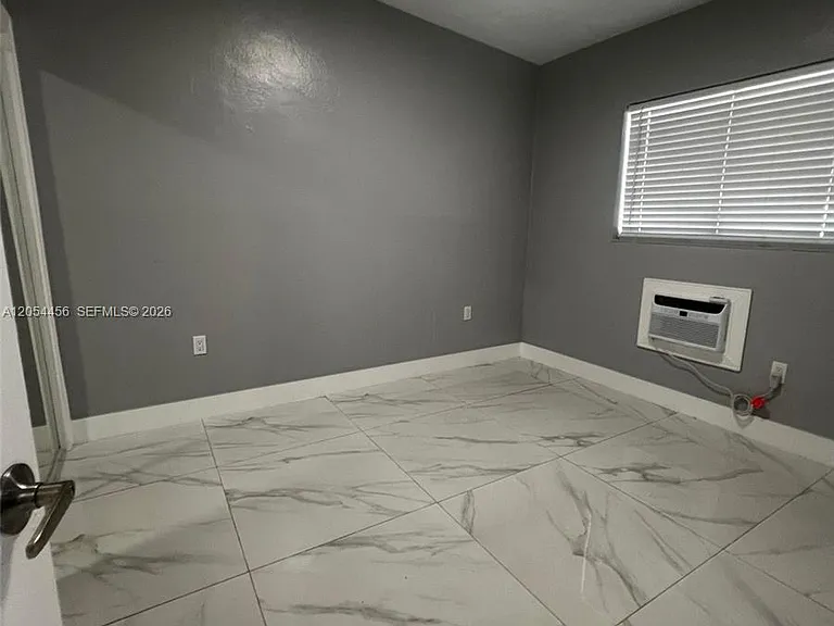2090 NW 31st St #4 — Photo 5