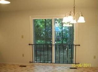 1747 White Cedar Ln, North Chesterfield, VA 23235