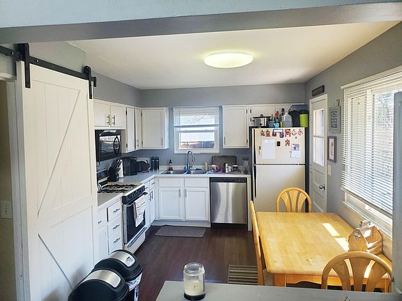 4th image of 511 N Kenilworth Ave