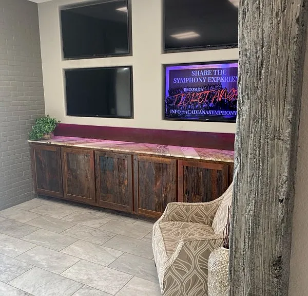 412 Travis St #128 — Photo 9