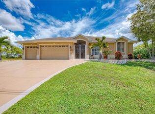 8174 Clyde Cir, Pt Charlotte, FL 33981