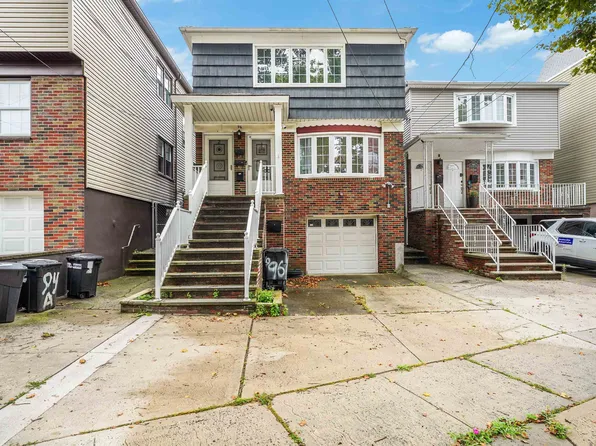 96 W 49th St, Bayonne, NJ 07002