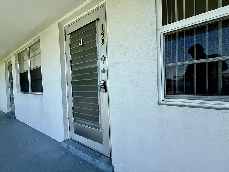 158 Easthampton G — Photo 13