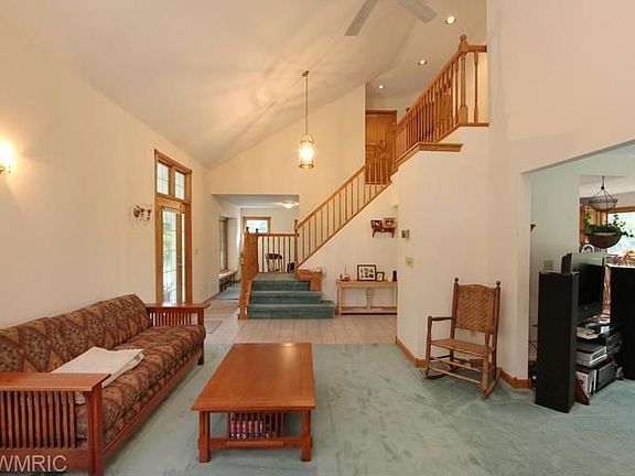 5th image of 9800 Tiffany Creek Dr NE