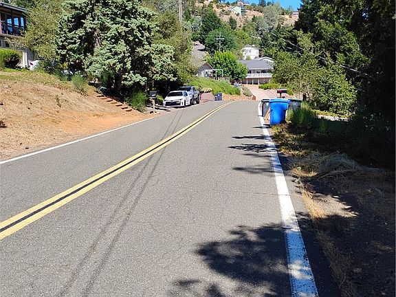 5th image of 3556 Meadow Wood Dr Lot 14