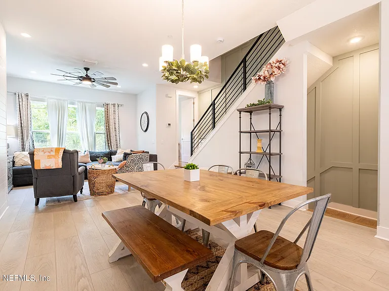 1624 Piazza Pl — Photo 14