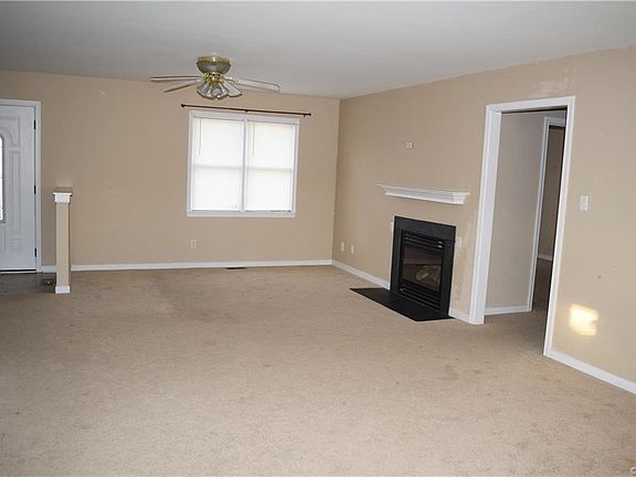 4th image of 7201 Andersons Forge Ct