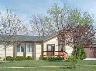 2124 Torrey Pines Rd, Ames, IA 50014