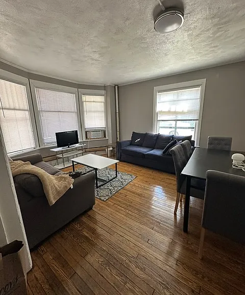 105 Bool St #105 — Photo 1