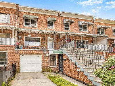 872 E 223rd Street, Bronx, NY, 10466