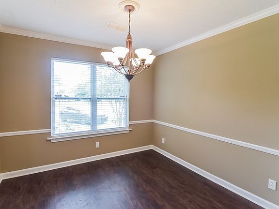 5th image of 6709 Woodglen Ct
