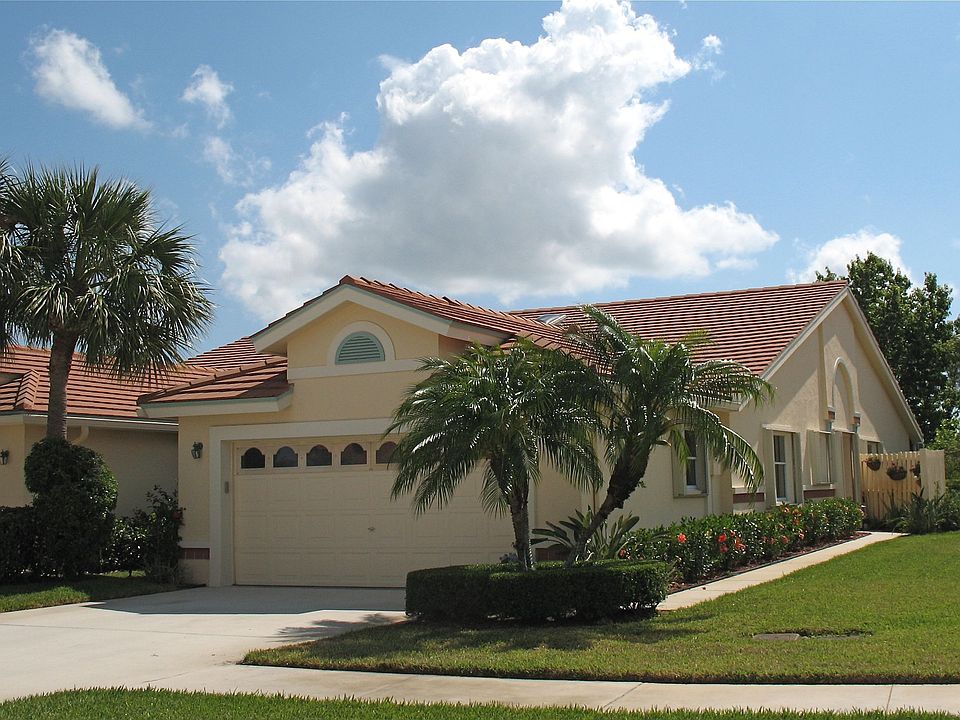 Exterior Front View