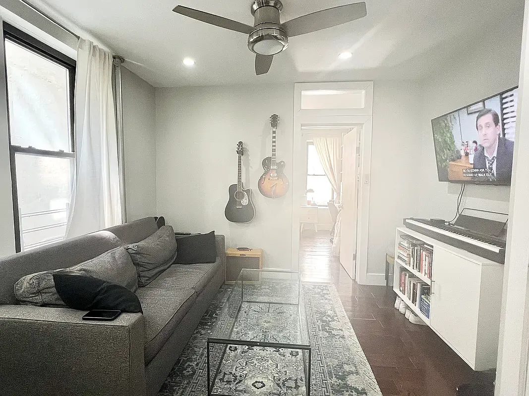 Building Photo - 280 W 117th St #2A