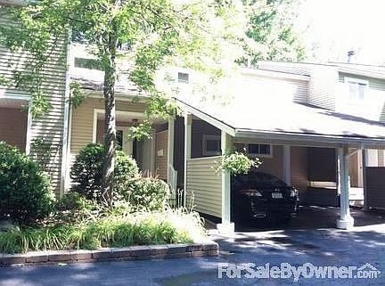 1st image of 9 Redwood Mews