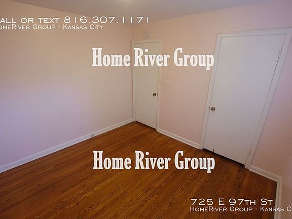 5th image of 725 E 97th St