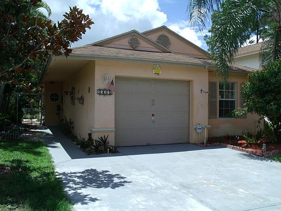 2nd image of 5480 Berry Blossom Way E