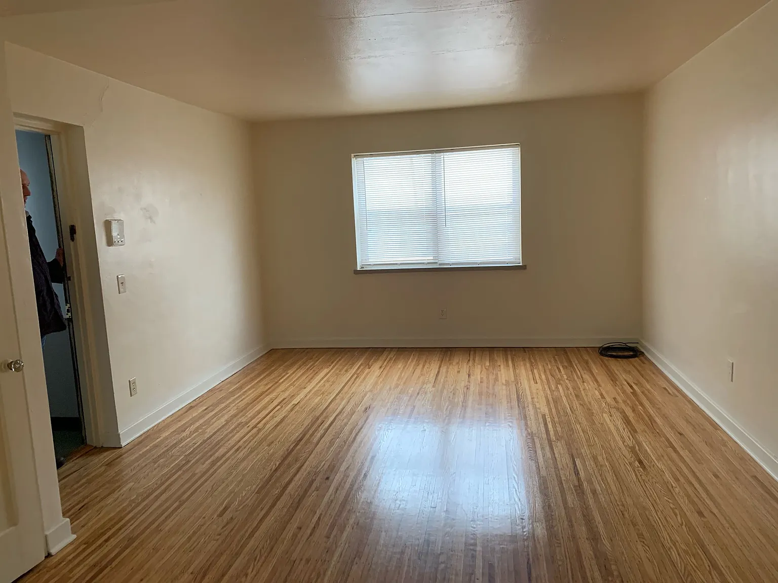 2 bed, 780 sqft, $1,100 — Photo 3