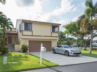 21838 SW 100th Pl, Cutler Bay, FL 33190