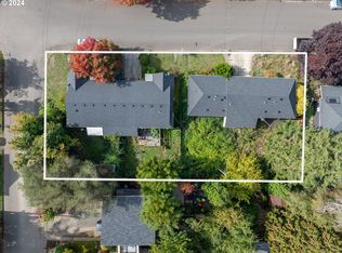 404/410 SW Elmwood Ave, McMinnville, OR 97128