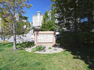 88 SW Arbour Lake Rd NW #421, Calgary, AB T3G0C2