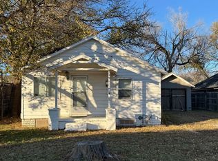 4112 W Douglas Ave, Wichita, KS 67212