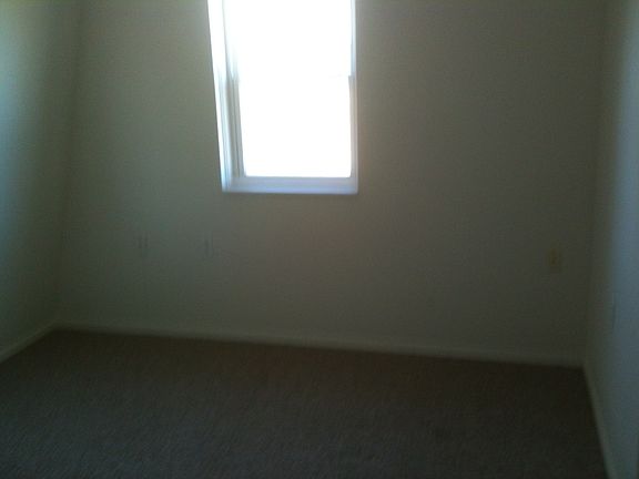 5th image of 125 Mink Ln APT C