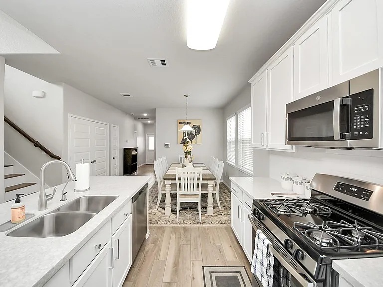 5324 Cj Walker Ln — Photo 11