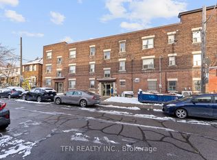5 Crang Ave #3, Toronto, ON M6E 2Z8