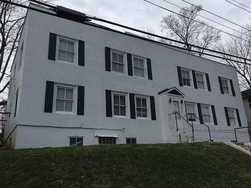 1st image of 315 N Henry St APT 1