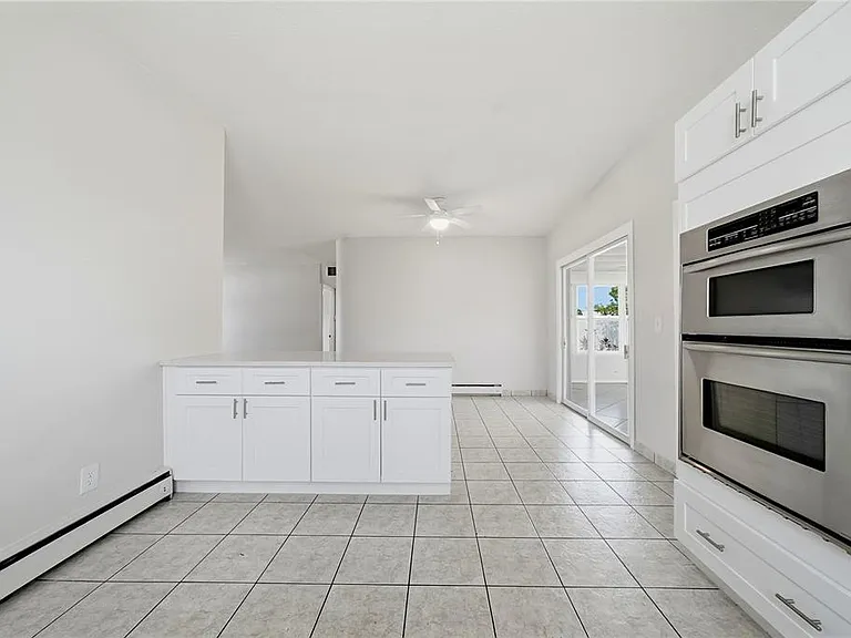 14190 Page Ave — Photo 10