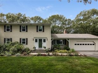 116 Pine Tree Cir, North Kingstown, RI 02852