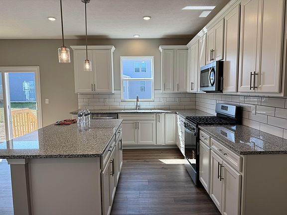 4th image of 211 Figleaf Ln Lot 38
