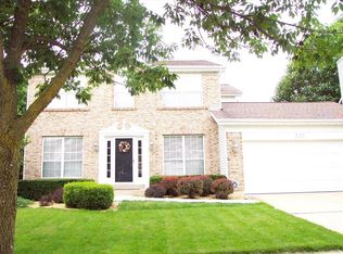 231 Cheval Square Dr, Chesterfield, MO 63005