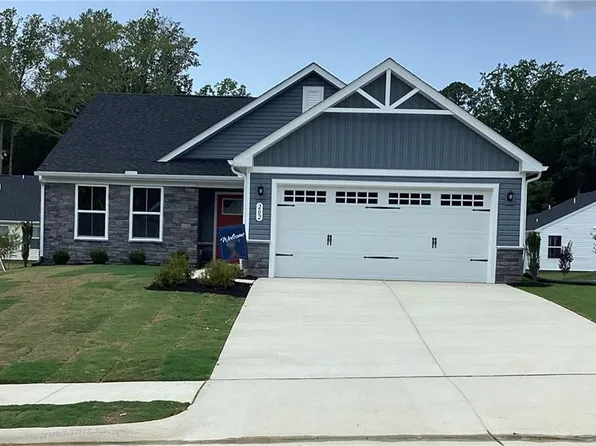 202 Franklins Tower Bnd, Williamsburg, VA 23185