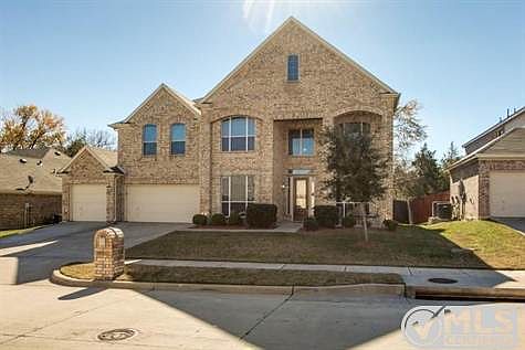 1st image of 626 Oak Creek Dr